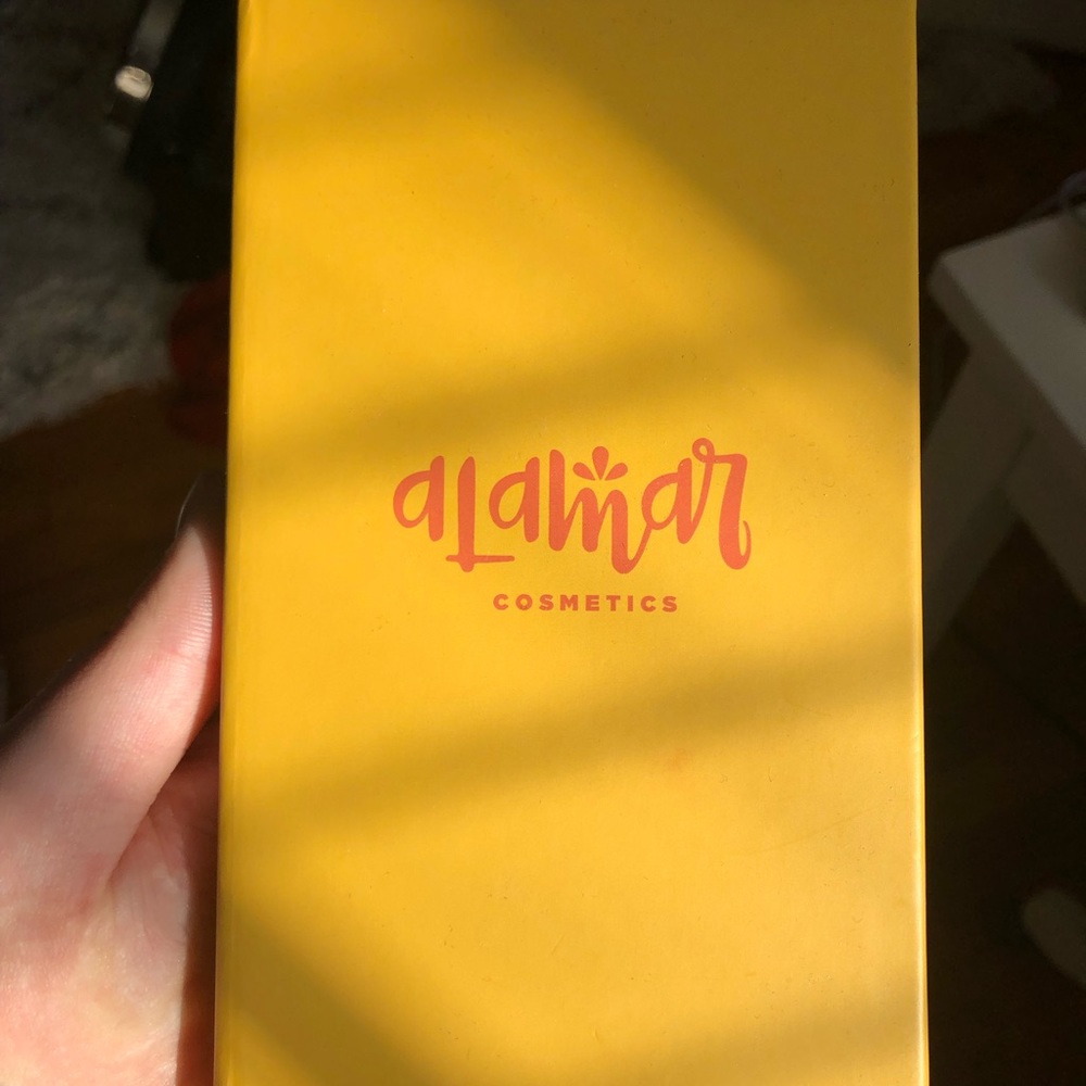 SUPER CUTE, EXOTIC PALLETE